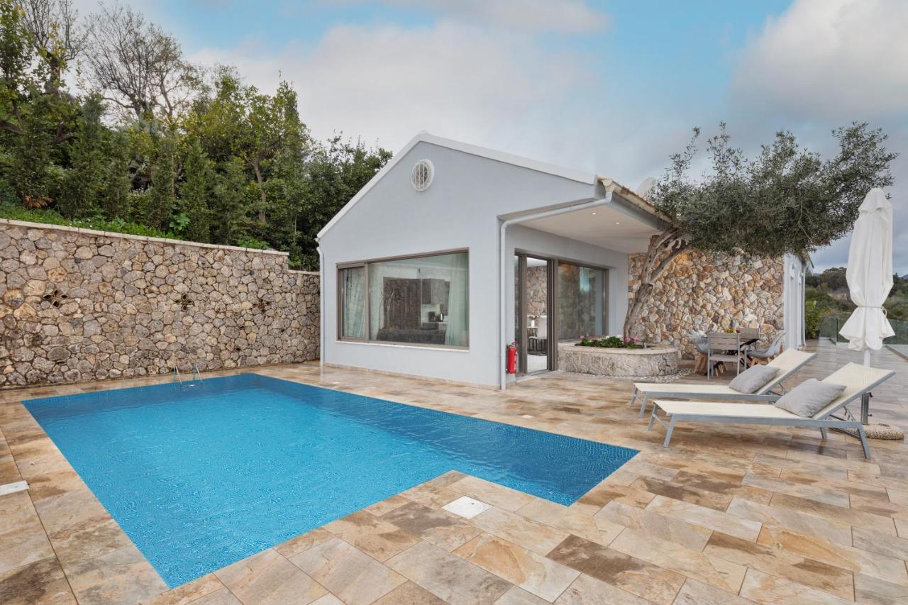 Fundana Villas Kanakádes エクステリア 写真