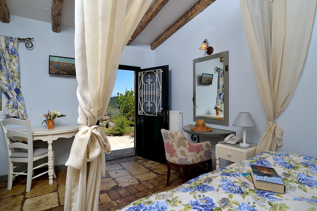Fundana Villas Kanakádes エクステリア 写真