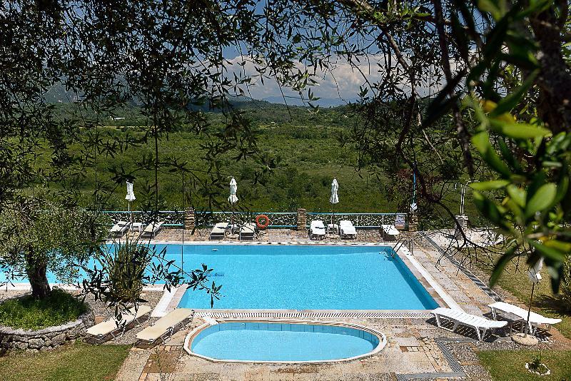 Fundana Villas Kanakádes エクステリア 写真